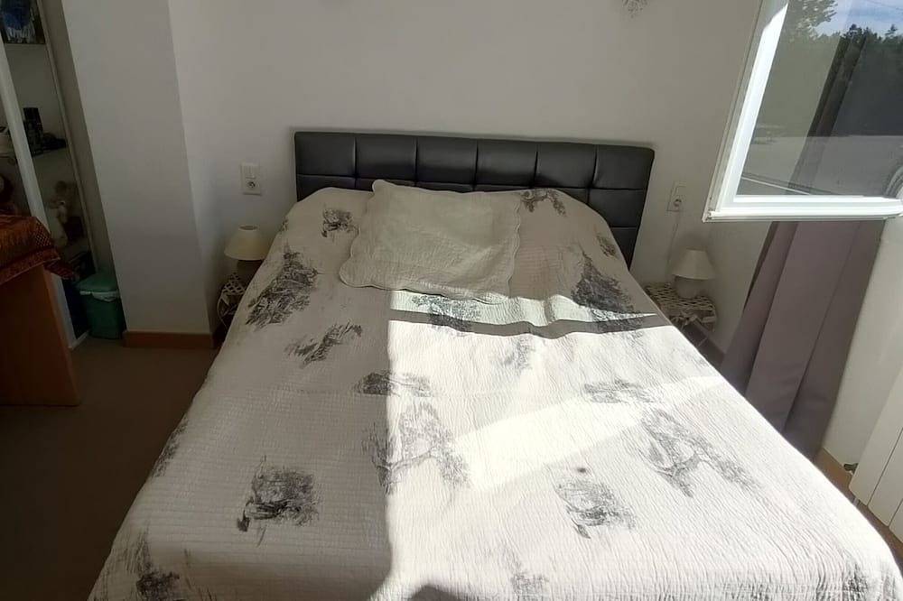 En  Provence location pour 4 avec jardin, piscin privée en campagne Internet in Mollégès, Région d'Arles