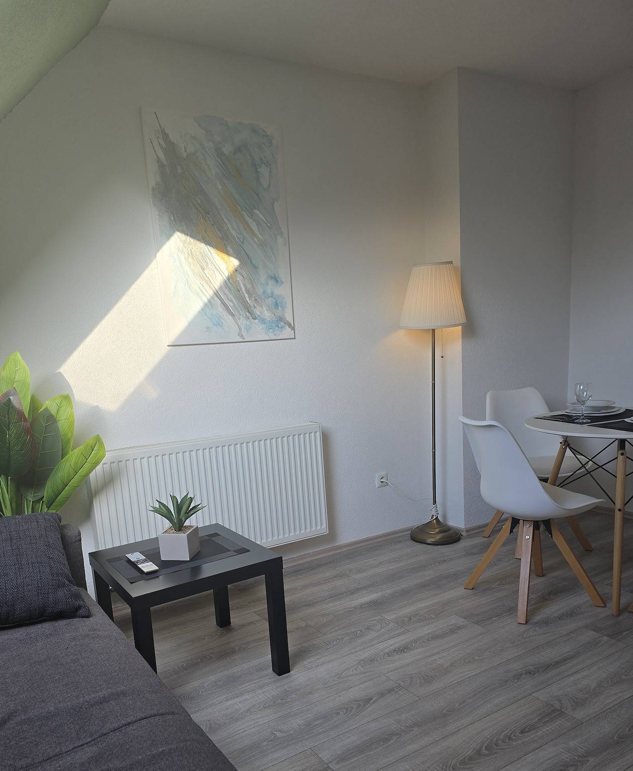 Ganze Wohnung, Apartment „Flora Modern Living“ mit Wlan in Meiderich/Beeck, Duisburg