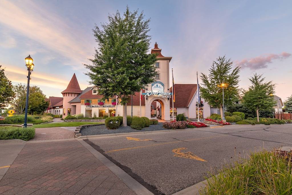 Ganze Wohnung, 2-Bdr Main St. Loft, tierfreundlich !! in Frankenmuth, Saginaw County