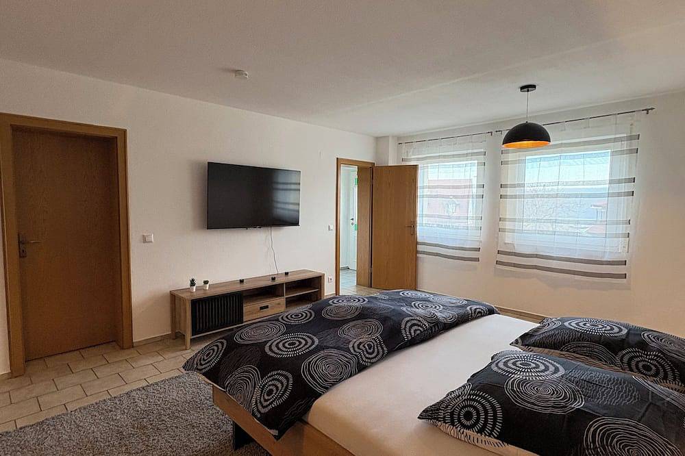 Ganze Wohnung, Modernes Serviced Apartment / Fewo Franken Idyll in Pfofeld, Fränkisches Seenland