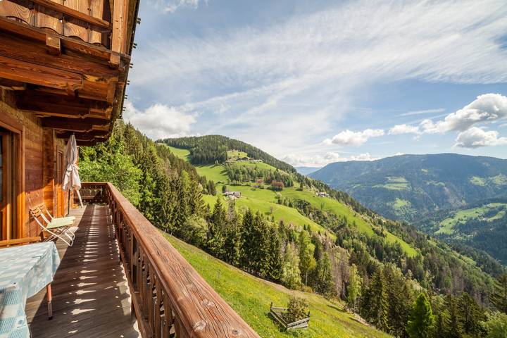 Ganze Wohnung, Ferienwohnung Seeblick" mit Seeblick, privater Terrasse und eigenem Garten in St. Pankraz, Ortleralpen