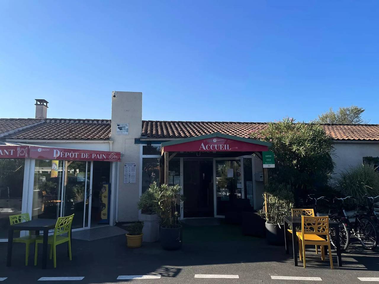 Coco sweet + Terrasse ohne Sanitäranlagen 4 Personen in Saint-Pierre-d'Oléron, Côte de Beauté