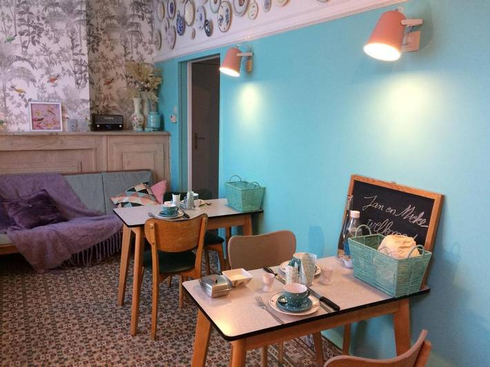 Location de vacances pour 2 personnes, avec Terrasse et Jacuzzi ainsi que Jardin et Vue à Menen