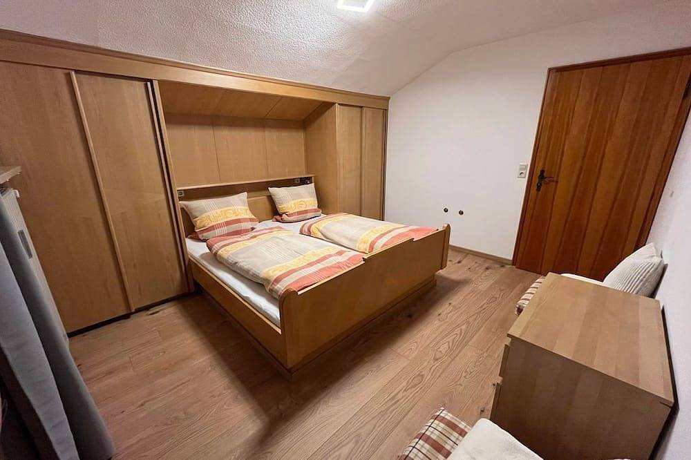 Ganze Wohnung, Ferienwohnung - Haus Stiafei in Weissbach an der Alpenstrasse, Schneizlreuth