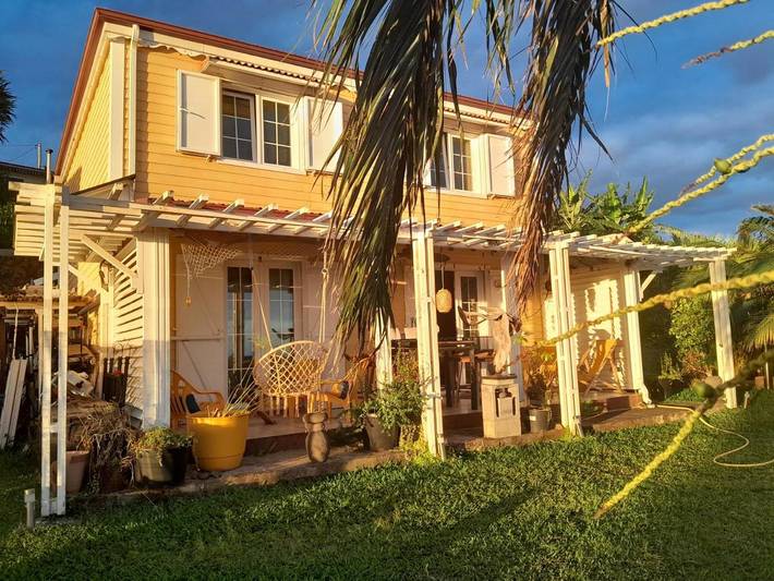 Gîte pour 4 personnes, avec terrasse ainsi que jardin et vue à Petite-Île - 4