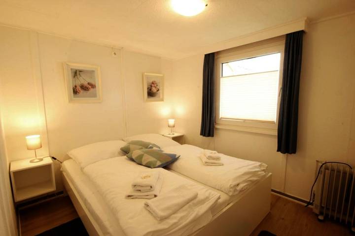 Bungalow für 4 Personen, mit Terrasse und Garten in Binz - 4