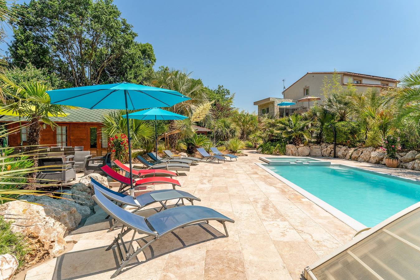L'Oasis de Boisset: 5-sterren villa met privézwembad en spa in Boisset-et-Gaujac, Cevennen