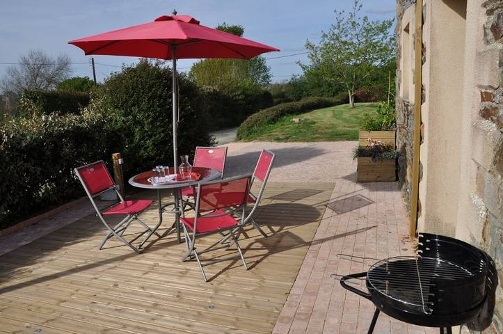 Gîte pour 4 personnes, avec jardin ainsi que piscine et terrasse en Cotes-d'Armor - 3