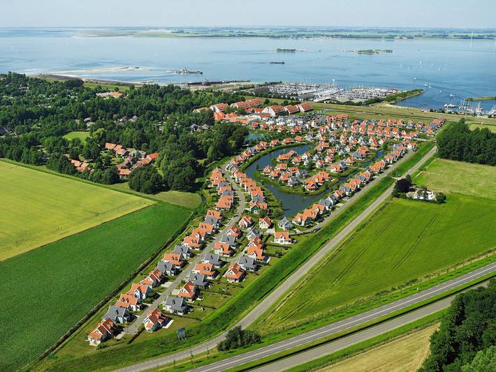 Ferienhaus für 14 Personen, mit Terrasse und Garten sowie Pool und Sauna in Schouwen-Duiveland - 2