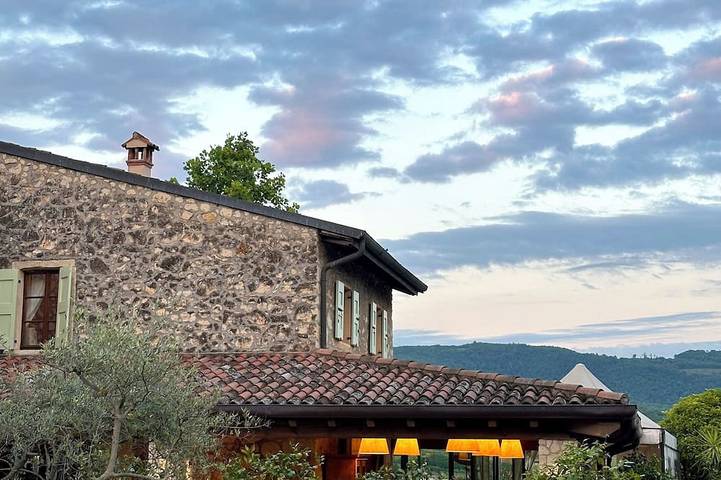 Villa pour 18 personnes, avec piscine ainsi que jardin et jacuzzi - 1