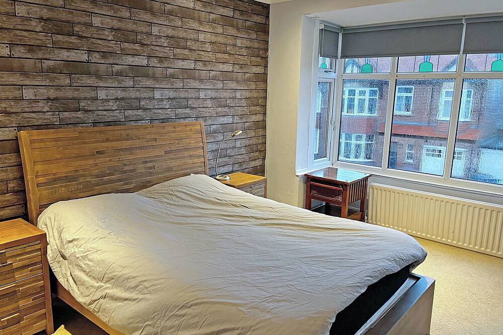3 bedroom accommodation in Tynemouth in Tynemouth, North Tyneside