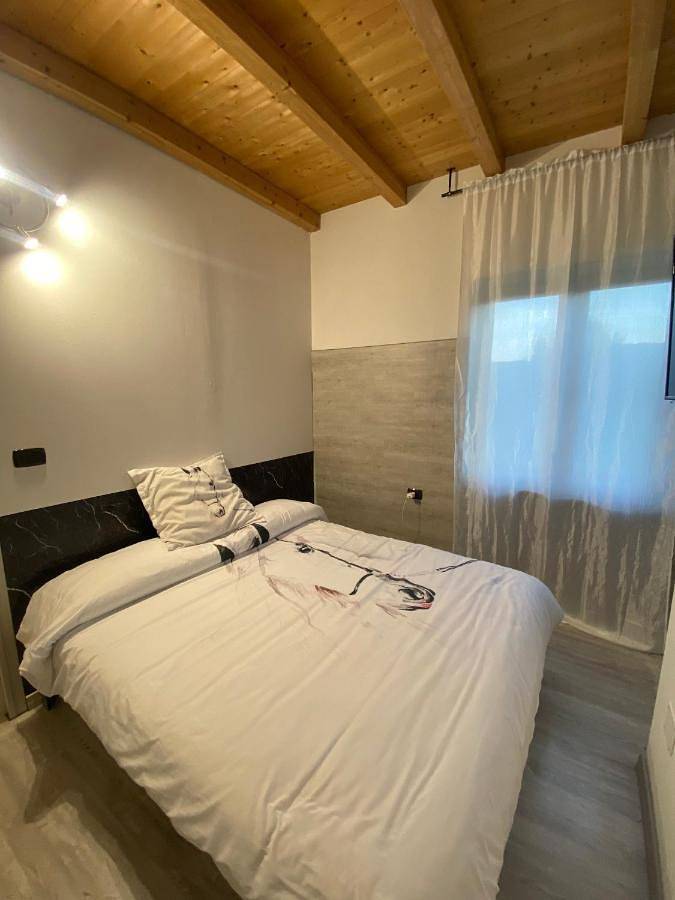 Gîte pour 2 personnes, avec vue ainsi que jardin et balcon à Bagnasco