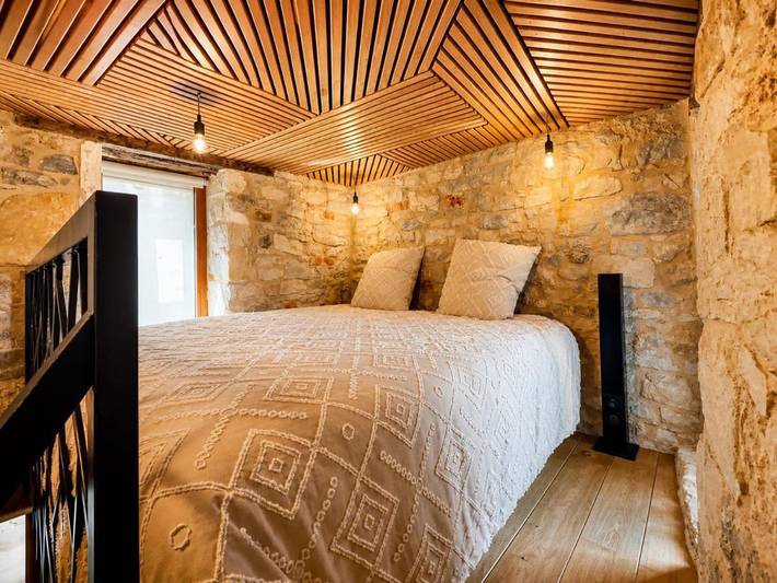 Location de vacances pour 2 personnes, avec terrasse à Terrasson-Lavilledieu - 2