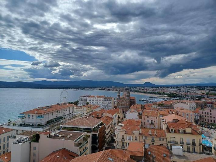 Gîte pour 4 personnes, avec vue et balcon dans Gare De Saint Raphael Valescure