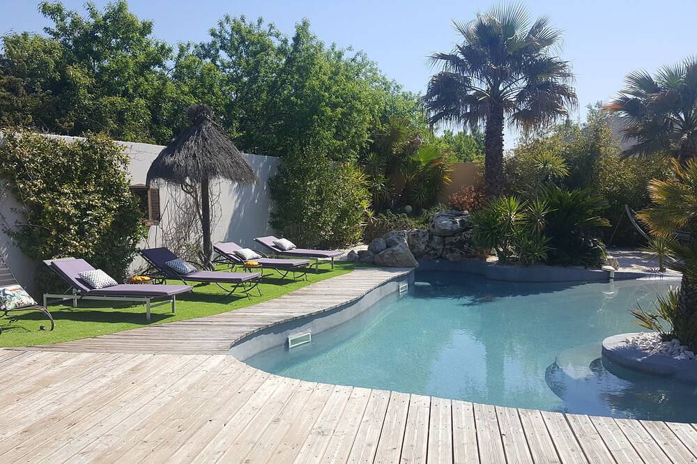 Villa mit Hallenbad, kalifornischem Becken, Whirlpool, Sauna in Vias Plage, Vias