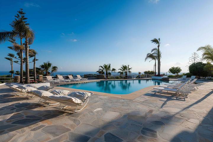 Holiday rental for 18 people, with pool and garden as well as ocean view, child-friendly in Mykonos