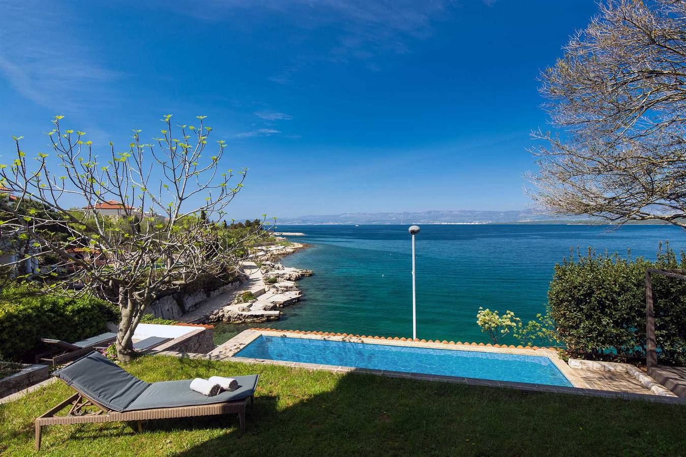 Villa Valica mit Pool und Meerblick in Vantacici, Krk