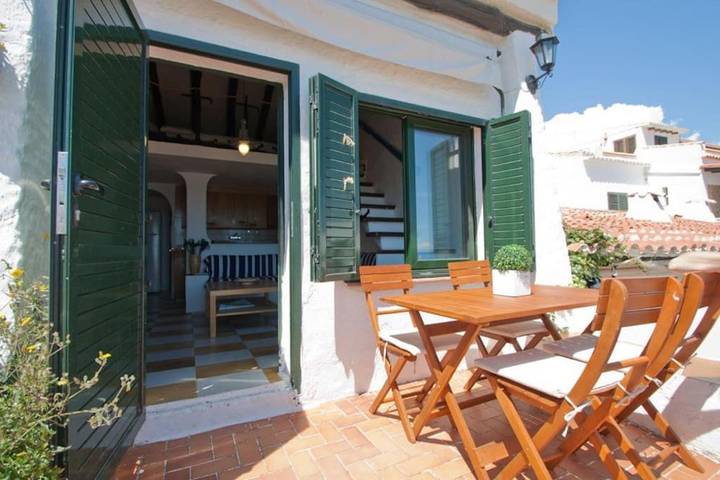 Gîte pour 6 personnes, avec terrasse dans Platja de l'Almadrava - 3