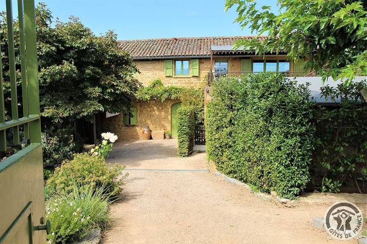 Gîte de Pelozane in Charnay, Beaujolais