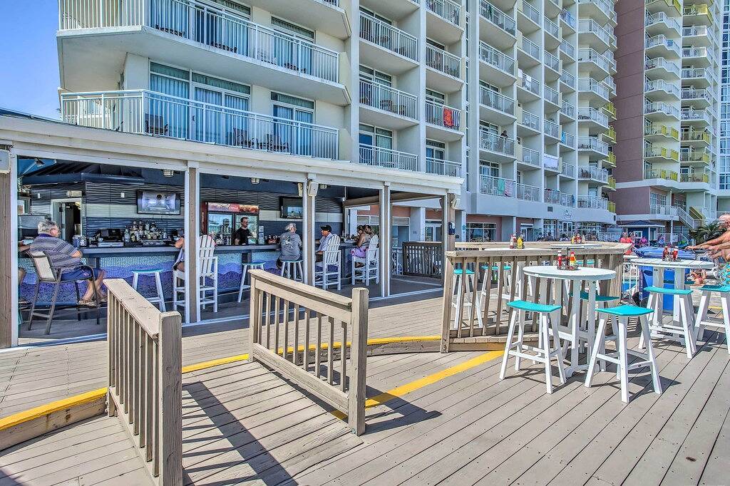 Ganze Wohnung, Bay Watch Condo w/ Oceanfront Balcony & Beach View in North Myrtle Beach, Grand Strand