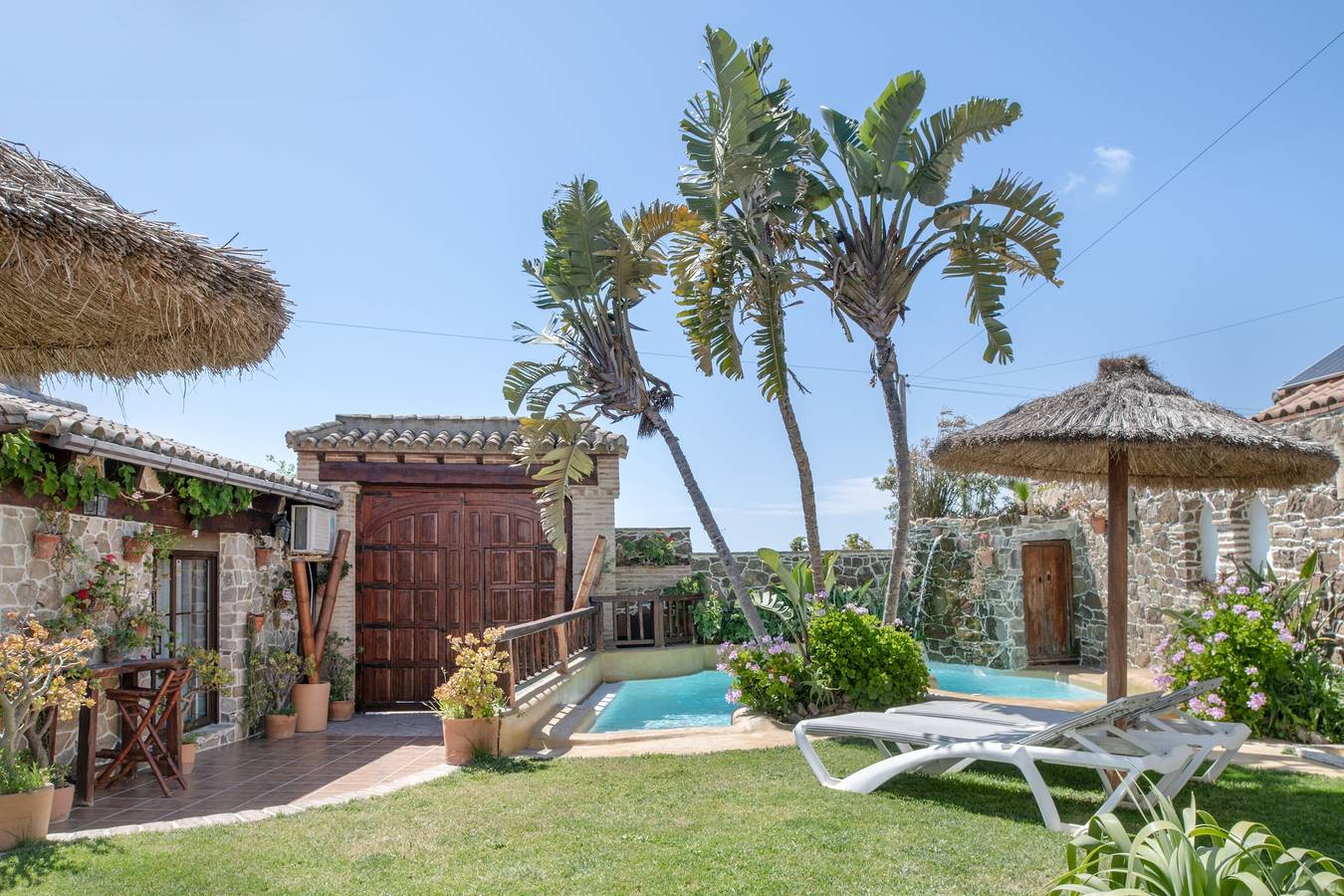El Cortijo 3 Apartment: Geräumiges Refugium mit Pool & Terrasse in Conil in Conil de la Frontera, Costa de la Luz