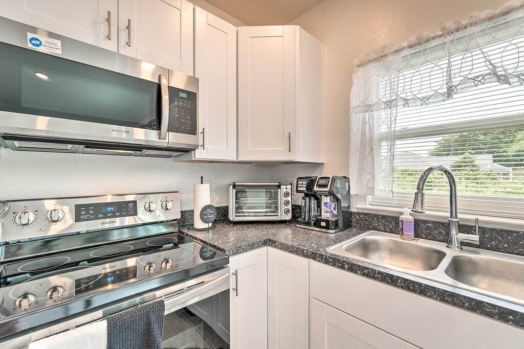 Sunny Abode < 1 Mi to Peace River Preserve! in Charlotte County