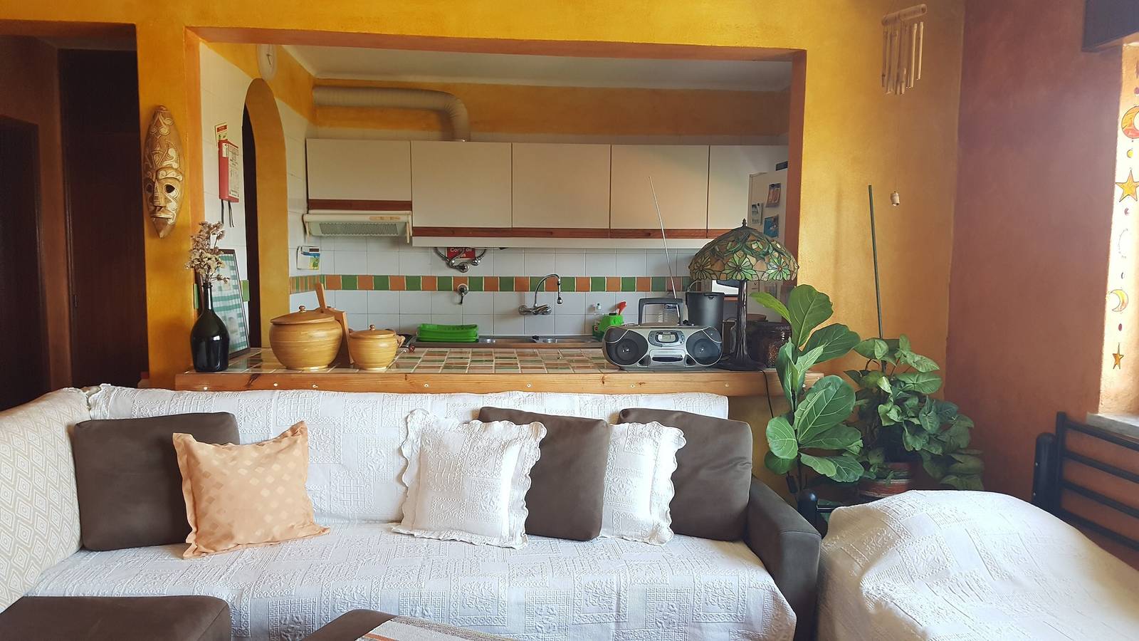Ferienhaus 'Surf Spot' mit Bergblick, Gemeinschaftsterrasse und Balkon in Sagres, Naturpark Südwest-Alentejo und Costa Vicentina
