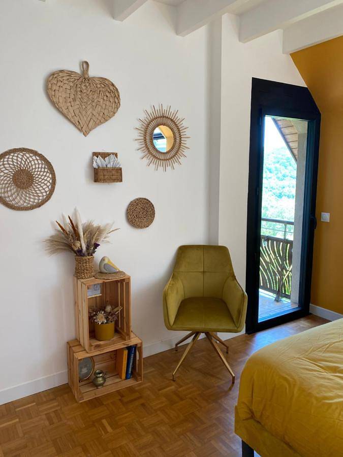 Gîte pour 2 personnes, avec vue ainsi que piscine et jardin, animaux acceptés à Jurançon - 2