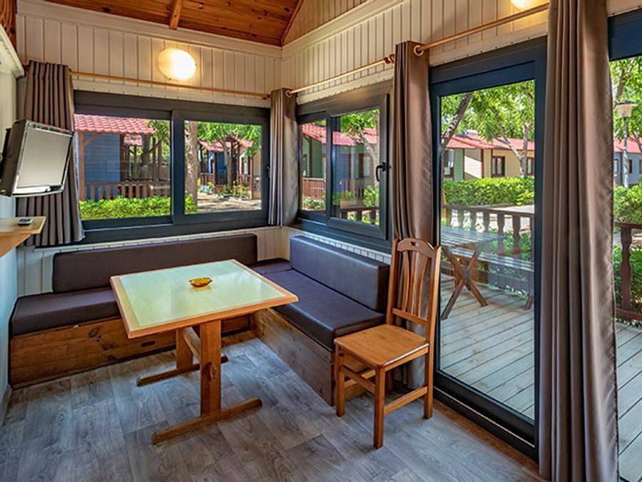 Camping Solmar - Chalet 6 personnes - Chalet 2000 in Els Pins Blanes, Blanes