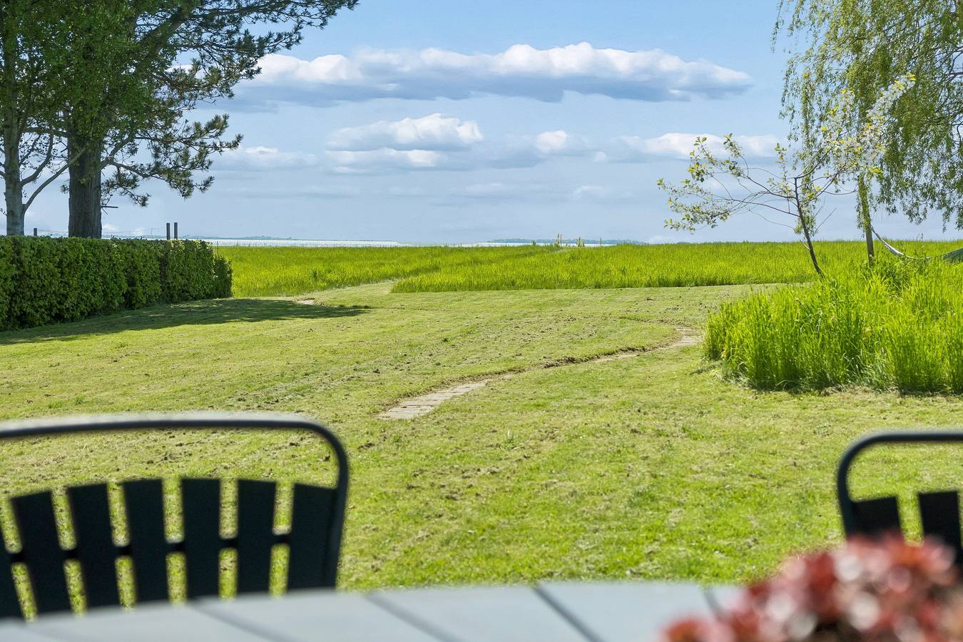 Skønt sommerhus med havudsigt og stor terrasse in Karrebæksminde, Enø