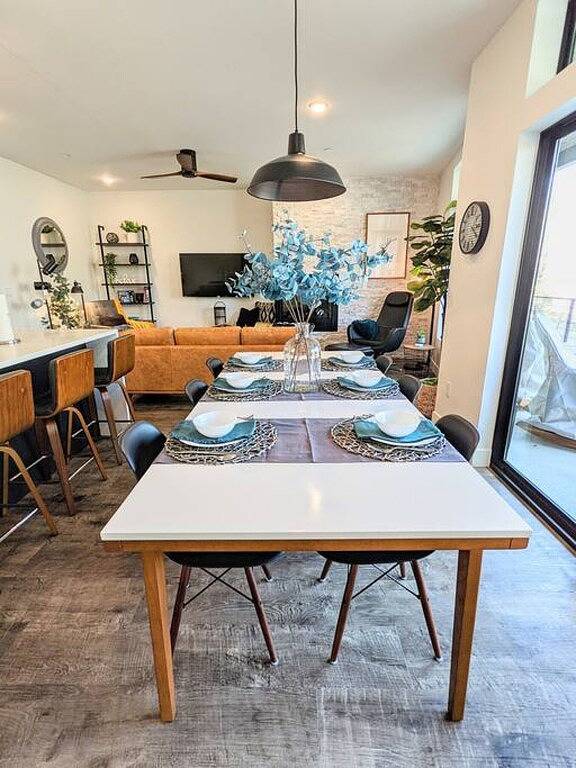 Ganze Wohnung, Brand new property with hot tub, fire pit, parking, covered ski storage, and more! in Silverthorne, Arapaho and Roosevelt National Forests