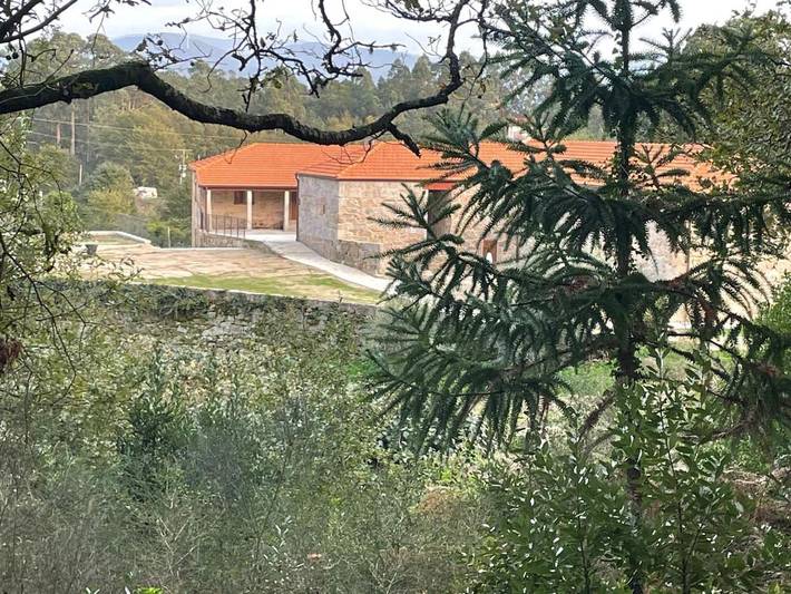 Hotel para 2 personas, con balcón además de vistas y jardín en Comarca de Vigo