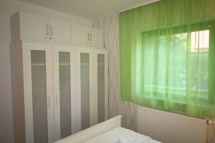 Ferienhaus für 6 Personen, mit Garten und Terrasse in Zirkow - 3