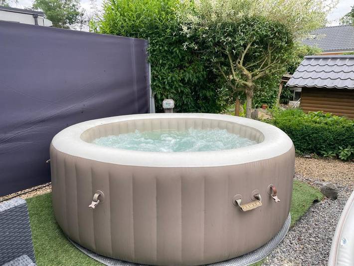 Location de vacances pour 4 personnes, avec jacuzzi et sauna ainsi que jardin et terrasse dans Wépion - 4