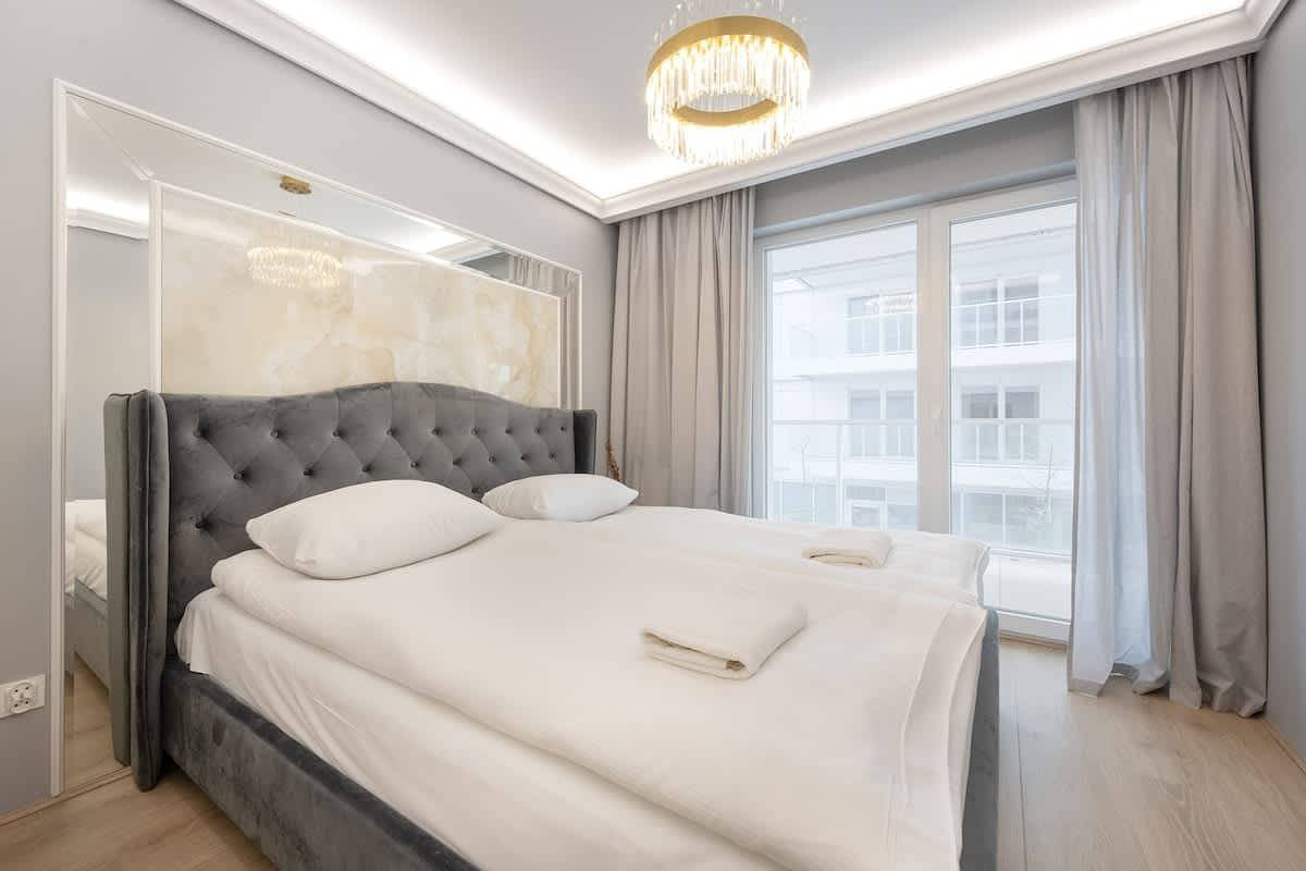 Entire apartment, Elegant Apartment close to Market Square | Balcony, Wifi in Wrocław, Lower Silesia
