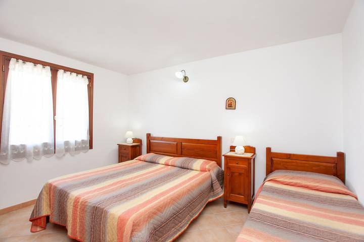 Ferienwohnung für 5 Personen, mit Balkon in Orosei - 3