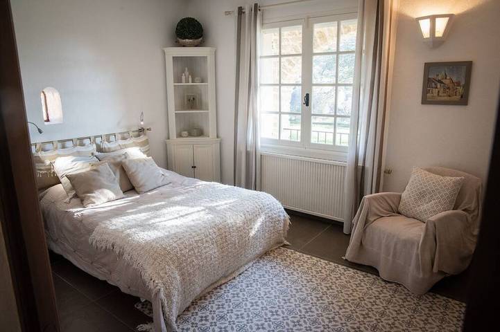 Location de vacances pour 12 personnes, avec jardin et balcon, animaux acceptés à Saint-Chamas - 3