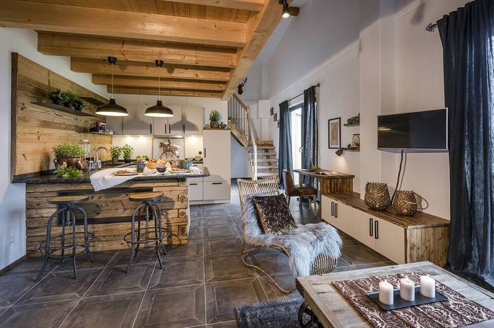 Ferienwohnung für 6 Personen, mit Balkon und Garten, mit Haustier in Chieming