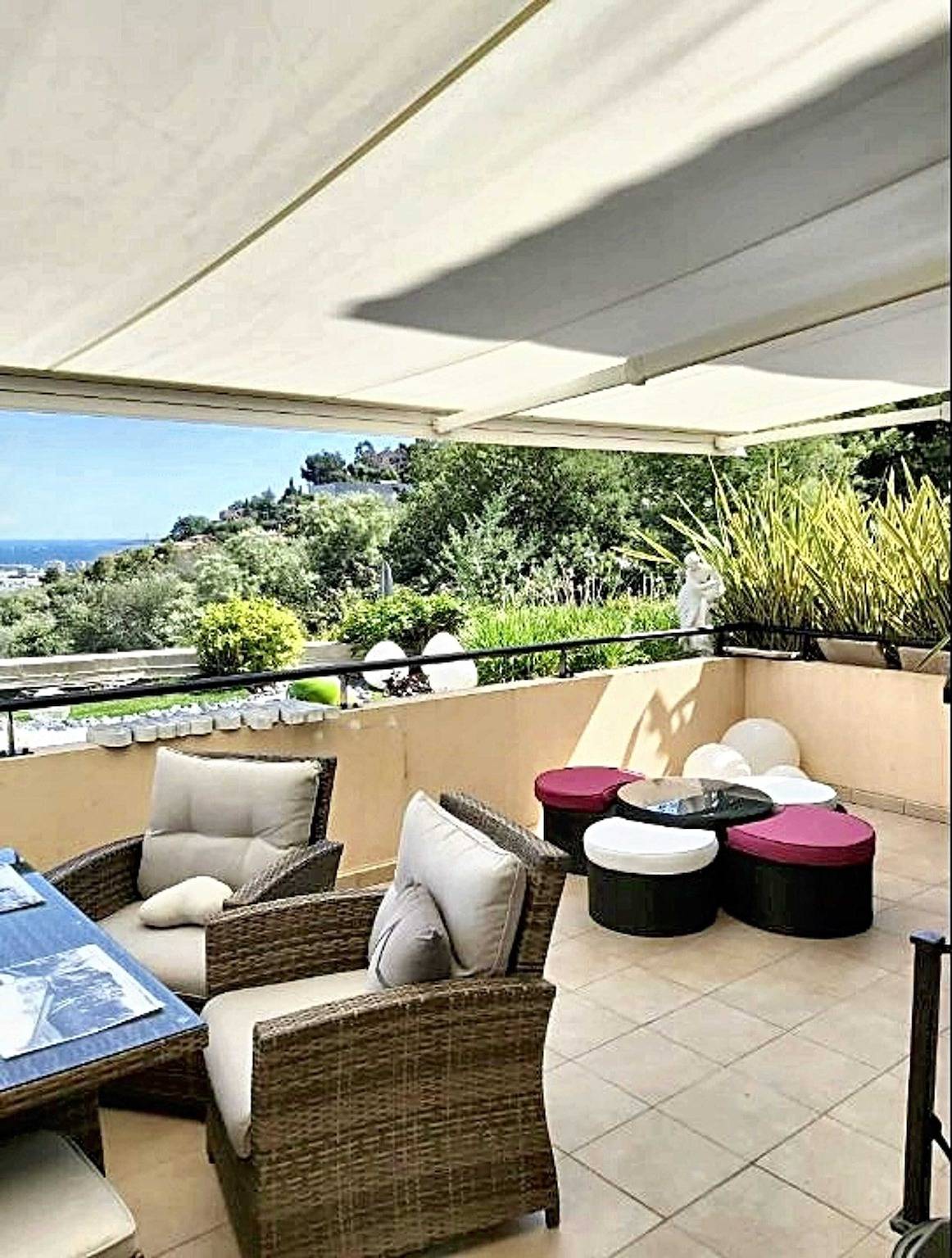 Appartement De Vacances pour 4 Personnes dans Mandelieu-la-Napoule, Région de Cannes