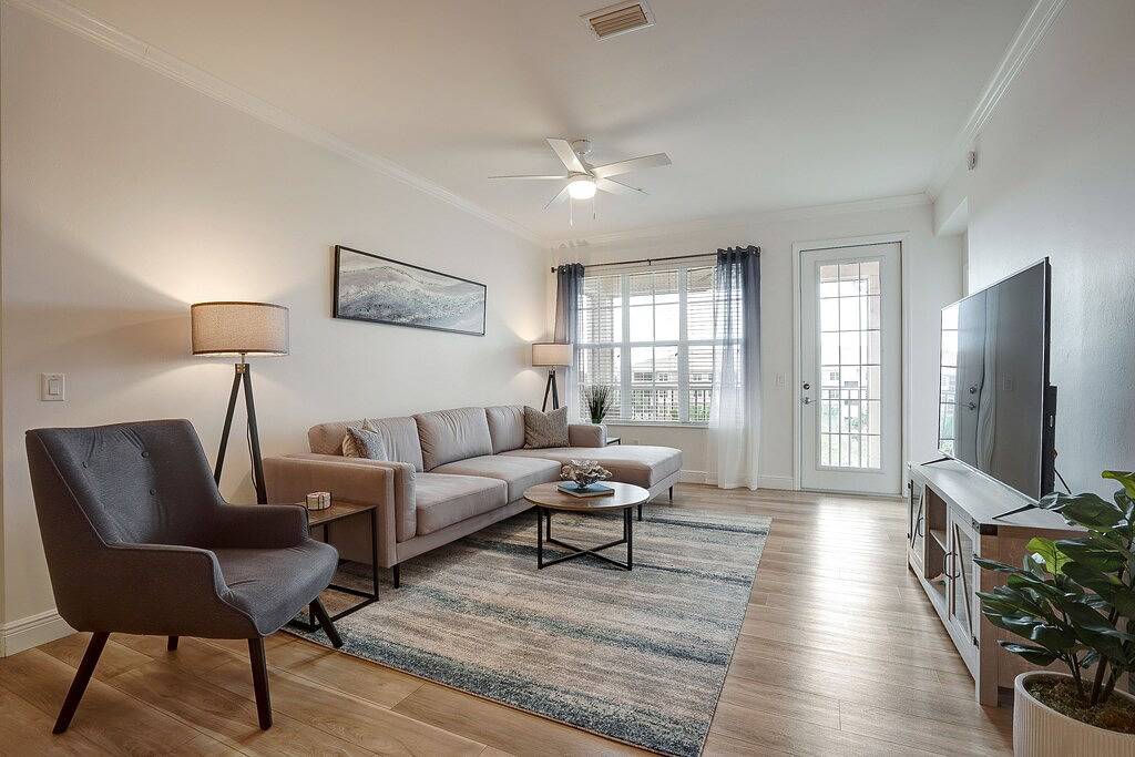 Ganze Wohnung, Coastal Luxury at Majestic Palms! in Iona, Southwest Florida