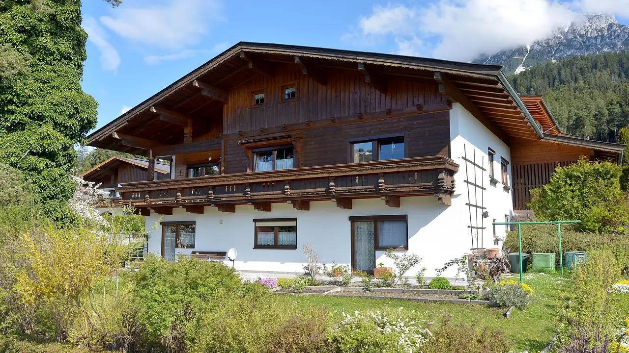 Geheel vakantieappartement, Vakantieappartement voor 3 personen met terras in Ellmau, Kaisergebirge
