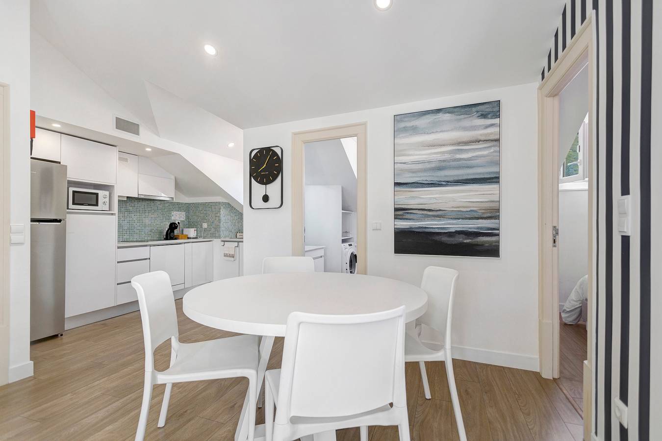 Ganze Wohnung, Ferienwohnung "Casa Ribeiro - Praia Chic" mit Balkon und Wlan in Praia da Nazaré, Nazaré