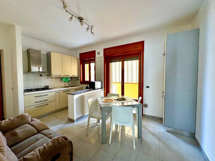 Gîte pour 5 personnes, avec Balcon et Terrasse à Rocca Imperiale - 4