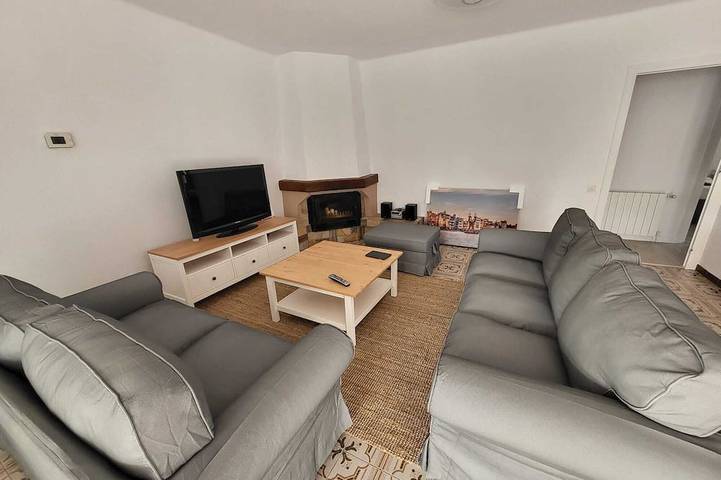 Charming villa with swimming pool, very well equipped and 900m from the beach in Torredembarra, Costa Dorada