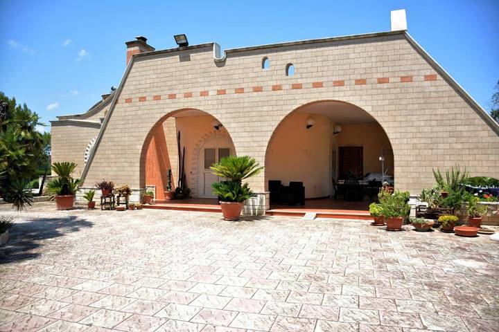 Location de vacances pour 4 personnes, avec jardin et vue, animaux acceptés à Mesagne - 4