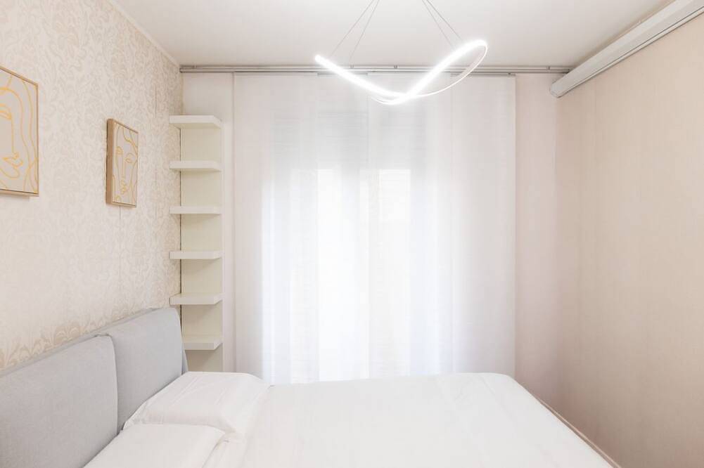 Entire apartment, Spacious and cosy two-room flat in the Bicocca area in Milan, Milan Province