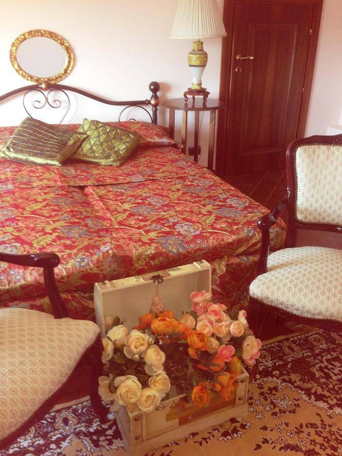 Double Room with Private Bathroom in Taurianova, Province de Reggio Calabria