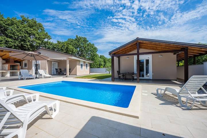 Ferienhaus für 8 Personen, mit Garten und Terrasse - 1