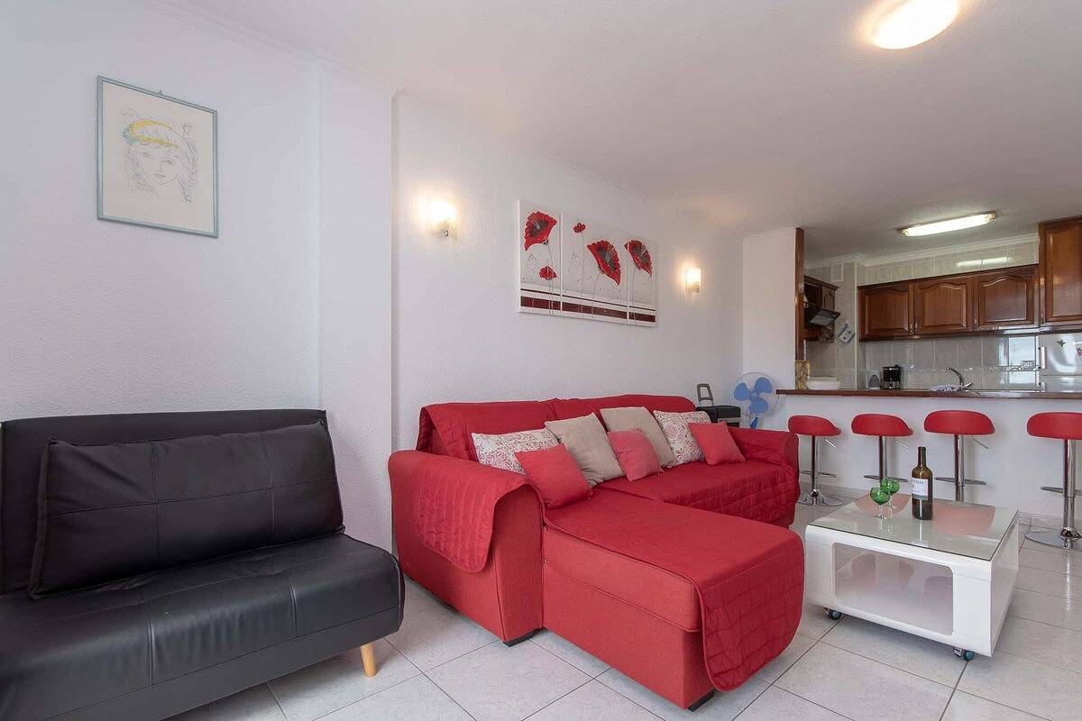 Entire apartment, San Marino 1 in Los Cristianos, Arona