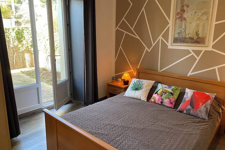 Location de vacances pour 5 personnes, avec jardin à Pleine-Fougères - 2